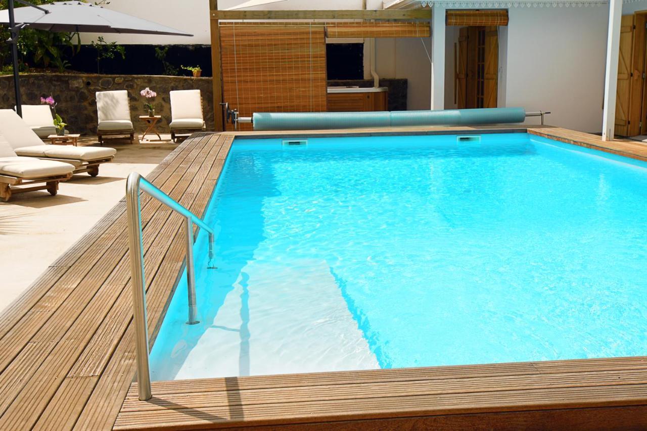 Le Jacaranda Du Guillaume Bed and Breakfast Le Guillaume Εξωτερικό φωτογραφία