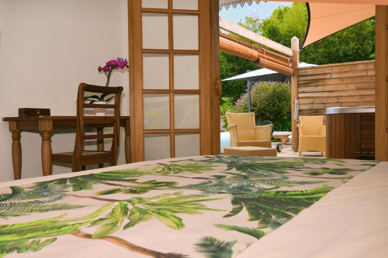Le Jacaranda Du Guillaume Bed and Breakfast Le Guillaume Εξωτερικό φωτογραφία